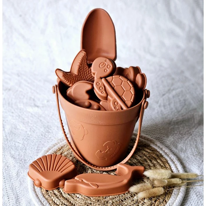 Baby Luna | Siliconen emmer met vormpjes - Roest