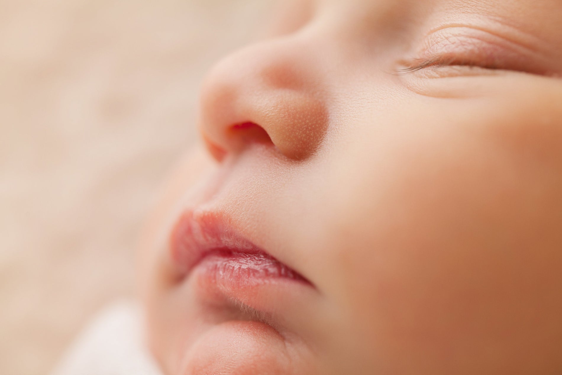 Slapen als een baby? Alles wat je moet weten over het slaappatroon van je pasgeboren kindje